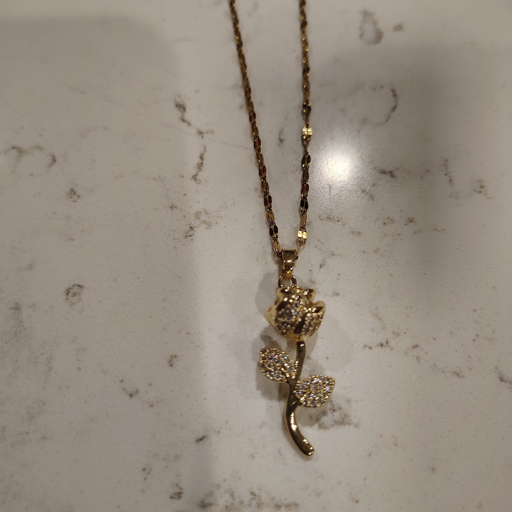 Gold Rose Pendant Necklace